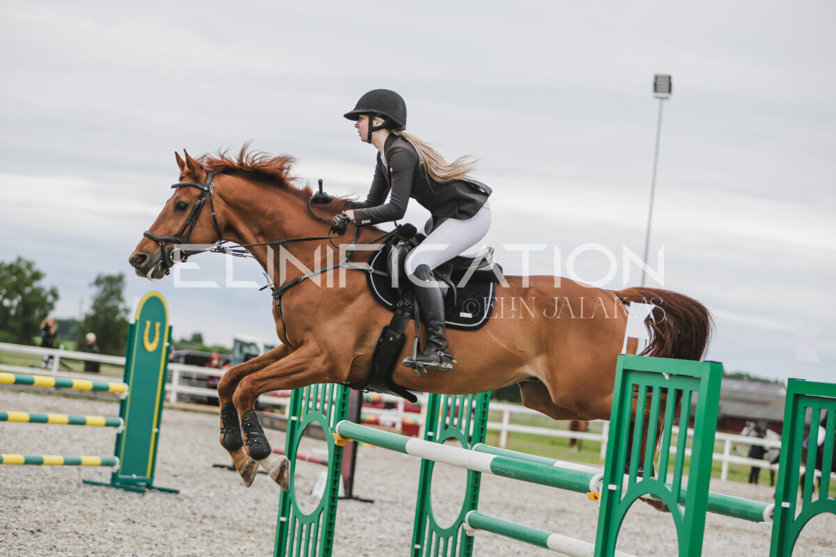 Tori_Karikas_2026_hc110-120_184
