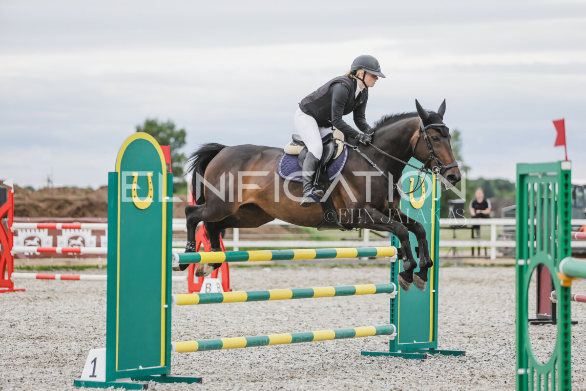 Tori_Karikas_2026_hc110-120_186