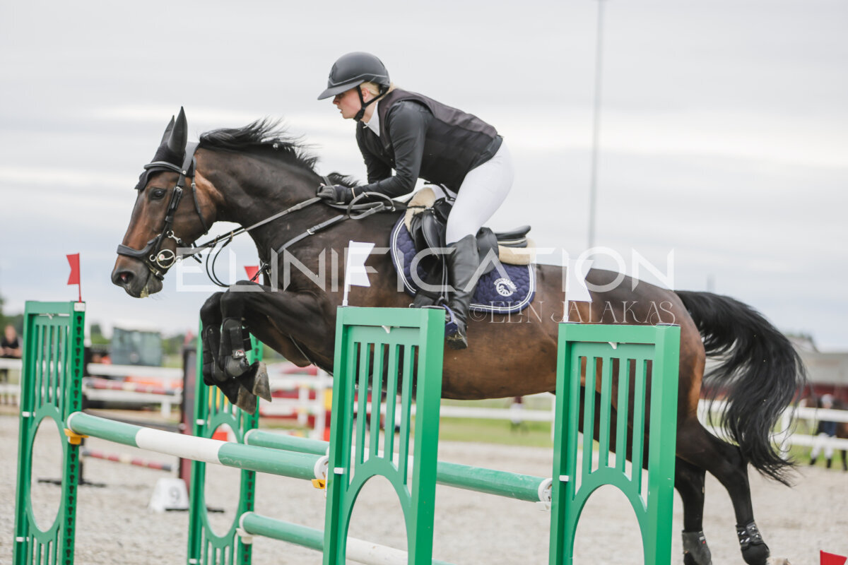 Tori_Karikas_2026_hc110-120_198