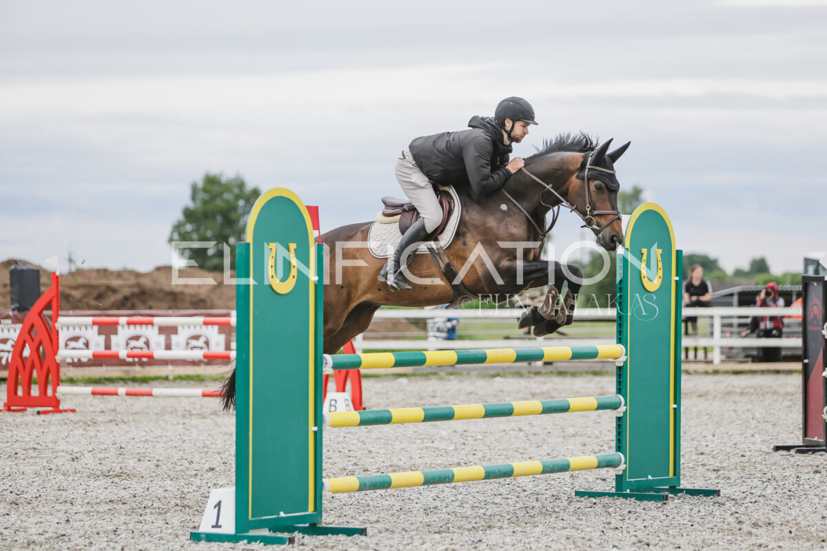 Tori_Karikas_2026_hc110-120_199