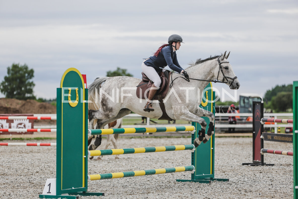 Tori_Karikas_2026_hc110-120_217