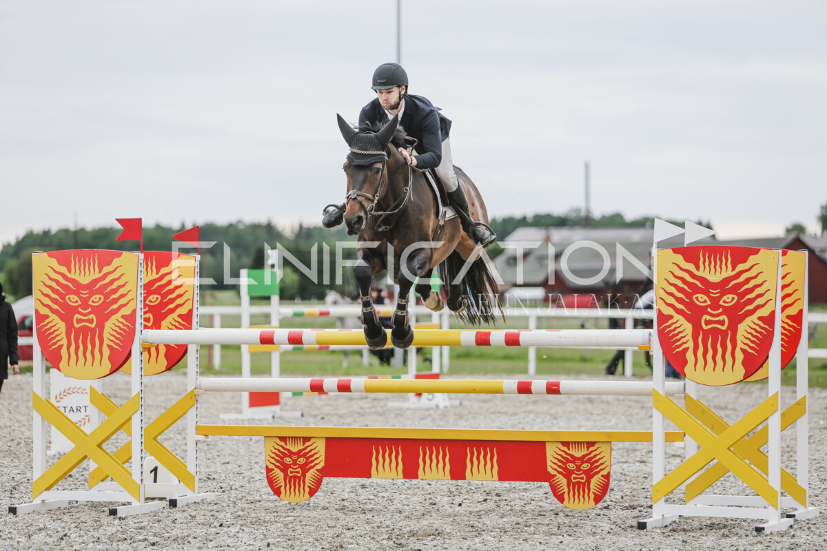 Tori_Karikas_2026_130_032