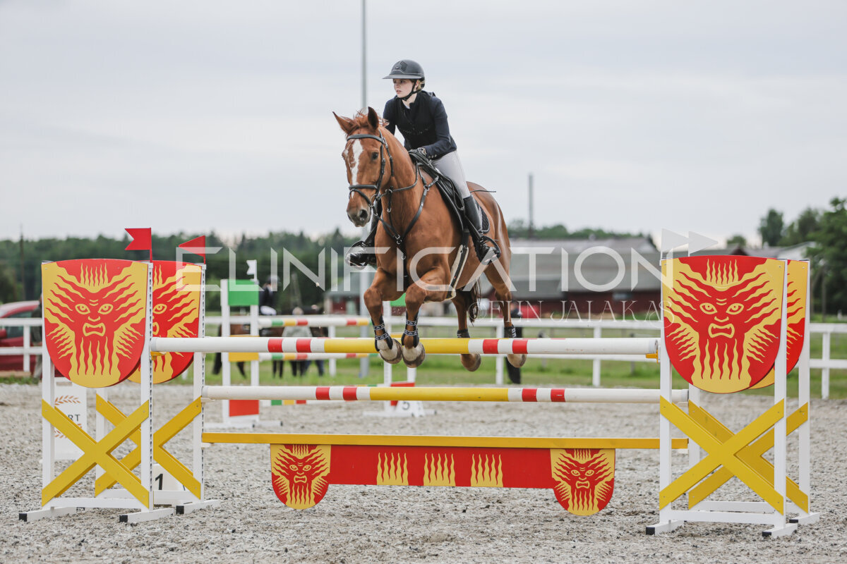 Tori_Karikas_2026_130_056