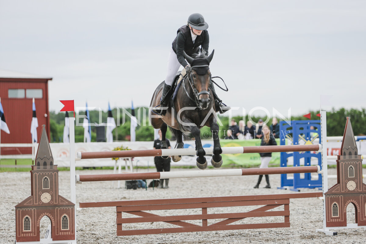 Tori_Karikas_2026_130_104