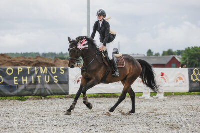 Tori_Karikas_2026_1_AT70cm_23