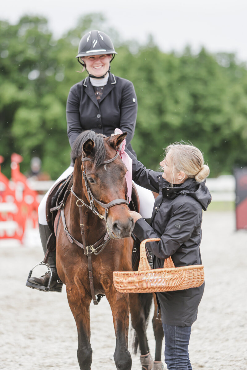 Tori_Karikas_2026_3_AT90cm_06