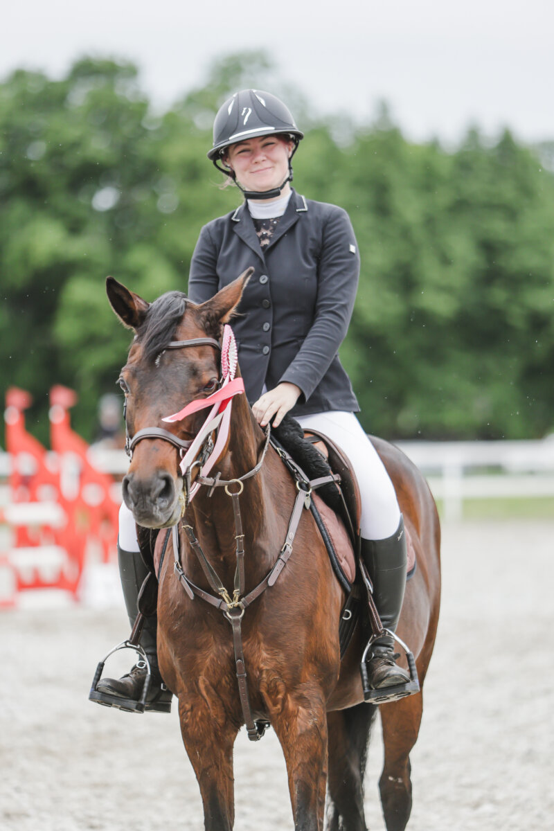 Tori_Karikas_2026_3_AT90cm_11
