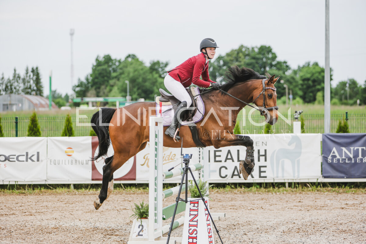 Gramina_Jaanipaev_2026_3p_hc80-90_164
