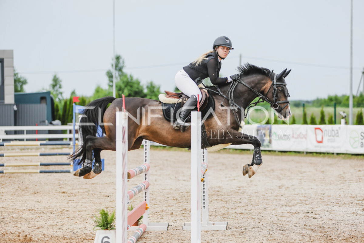 Gramina_Jaanipaev_2026_3p_hc80-90_327