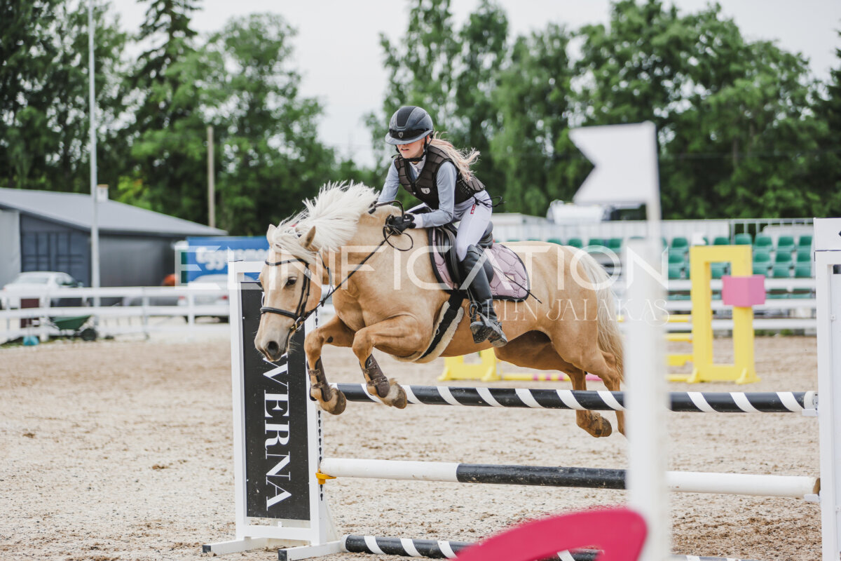Gramina_Jaanipaev_2026_3p_hc80-90_348