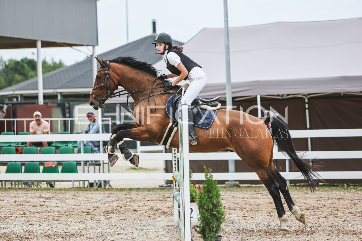 Sawerna_Trophy_2026_80_250