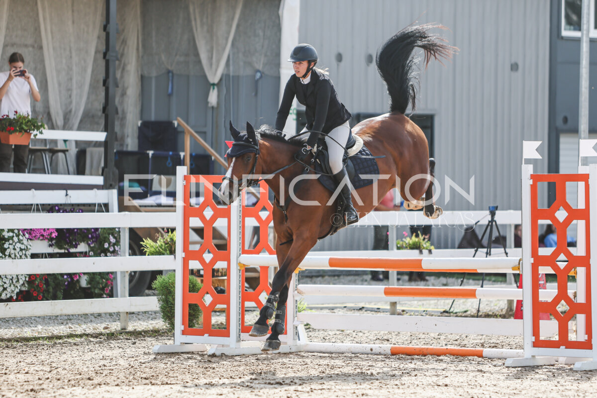 Sawerna_Trophy_2026_100_240