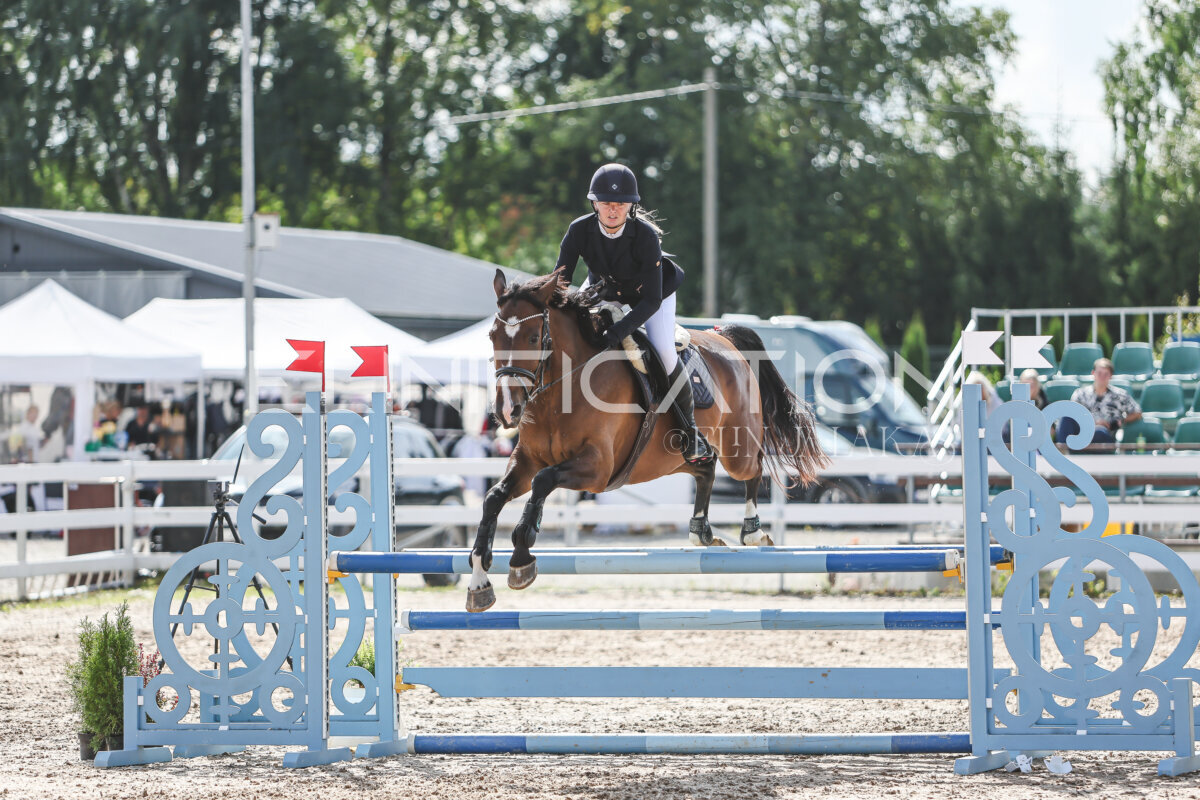 Sawerna_Trophy_2026_100_300