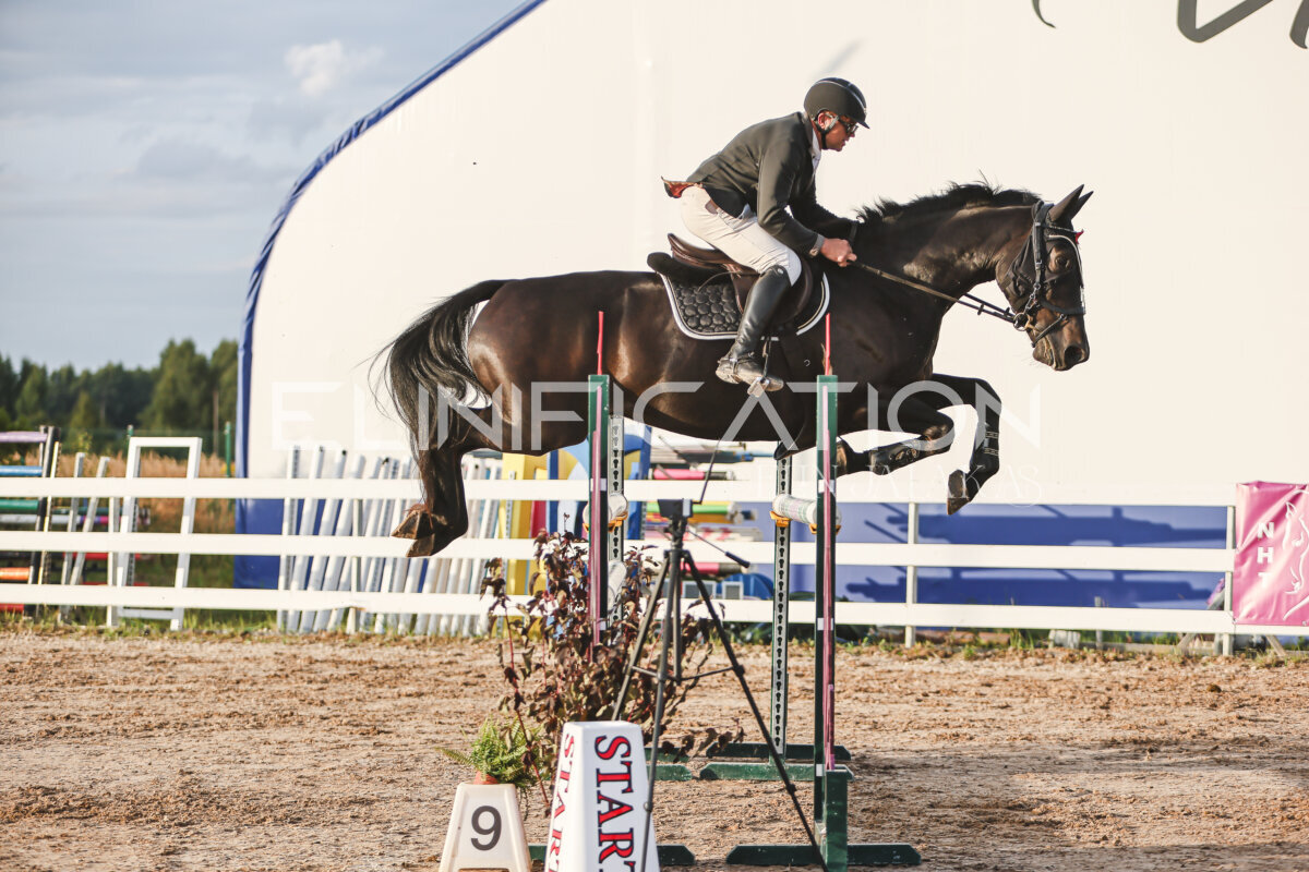 Sawerna_Trophy_2026_130_120