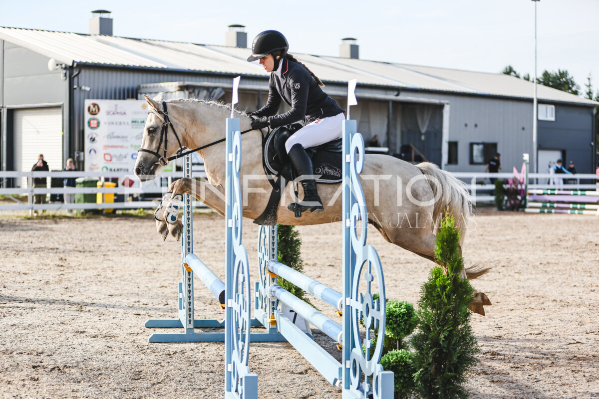 NHTS_2026_1_hc65-75cm_054