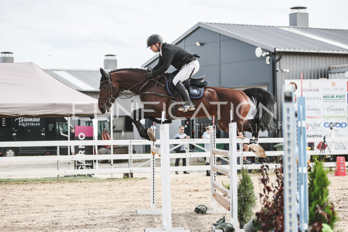 NHTS_2026_7_hc130-135cm_024