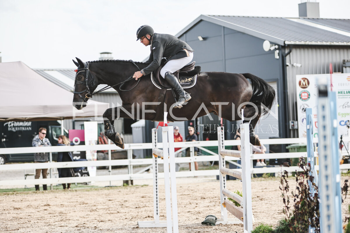 NHTS_2026_7_hc130-135cm_178