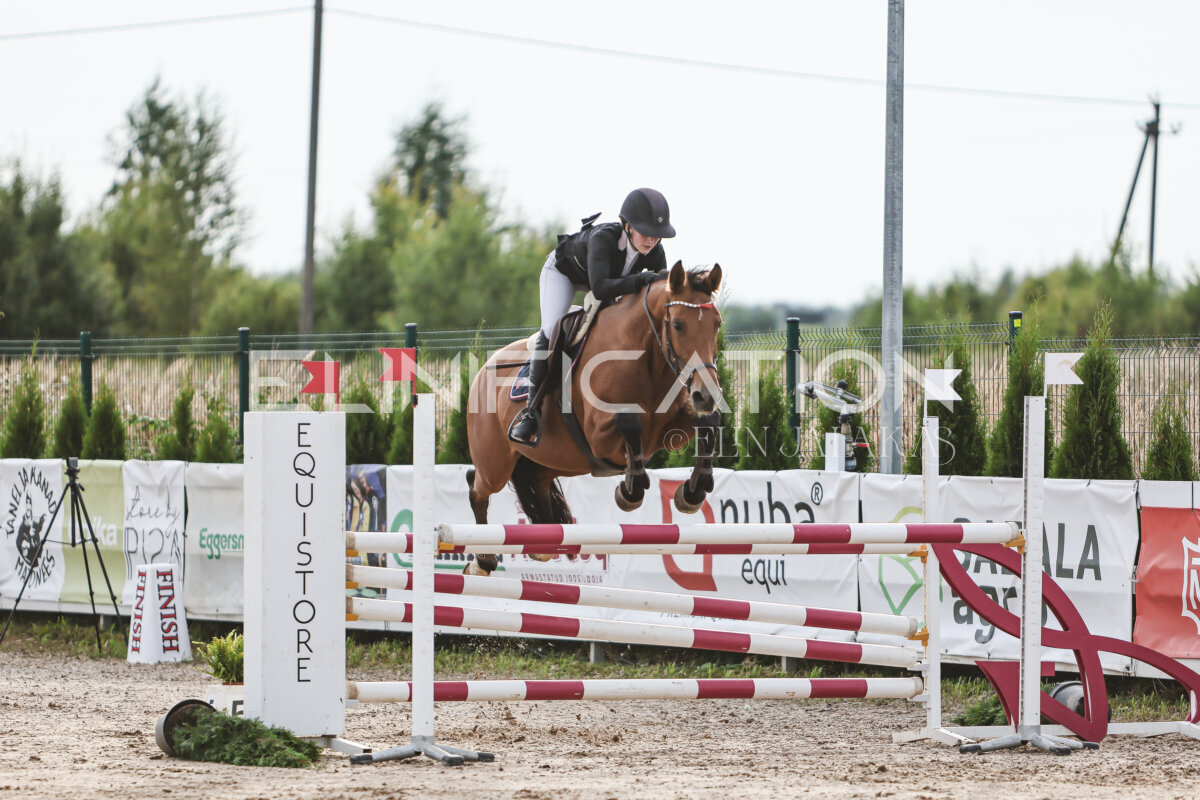 NHTS_2026_10_120cm_023