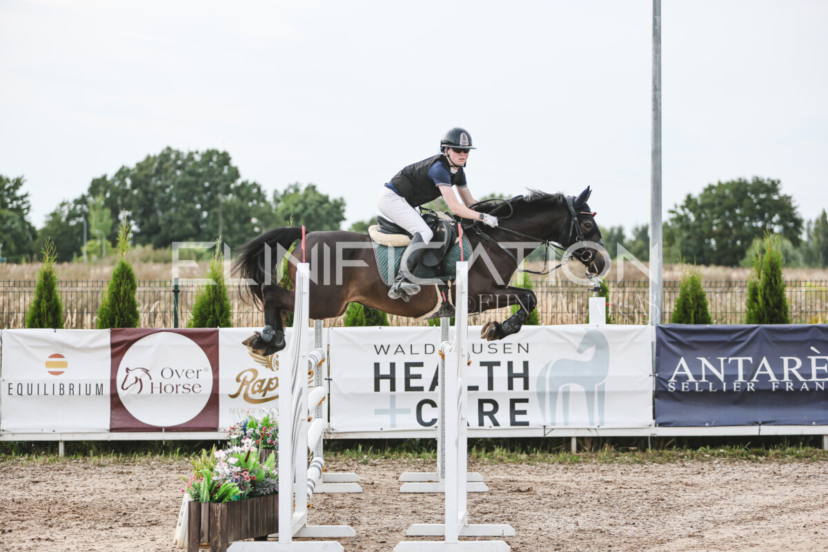 NHTS_2026_10_120cm_053