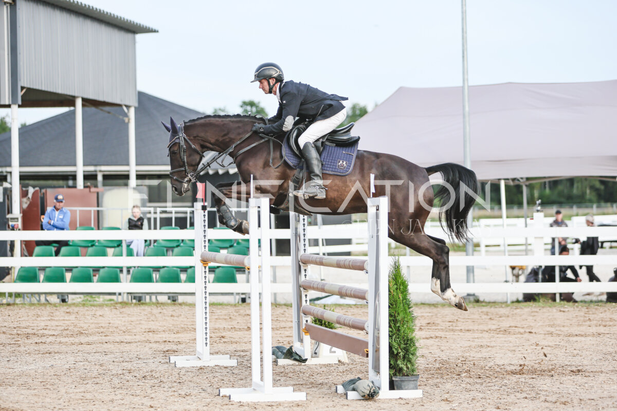 NHTS_2026_10_120cm_062