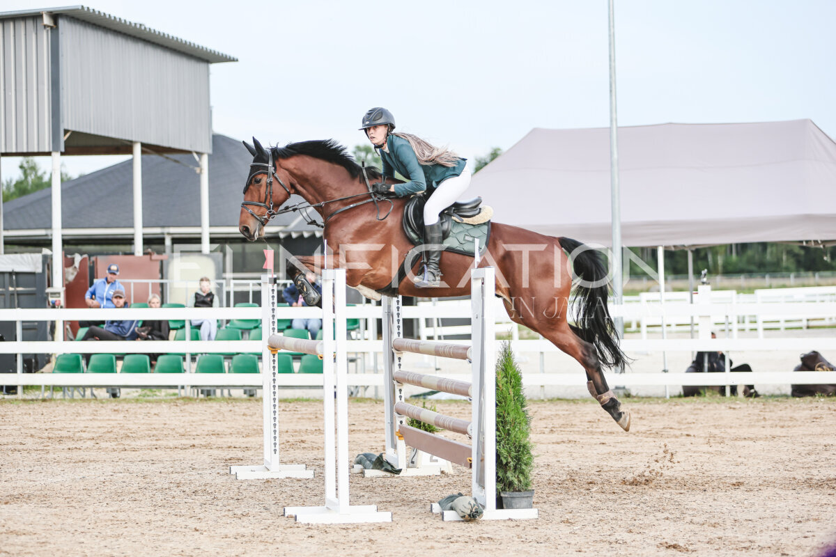 NHTS_2026_10_120cm_086