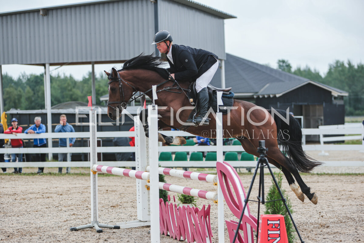 NHTS_2026_11_100cm_076