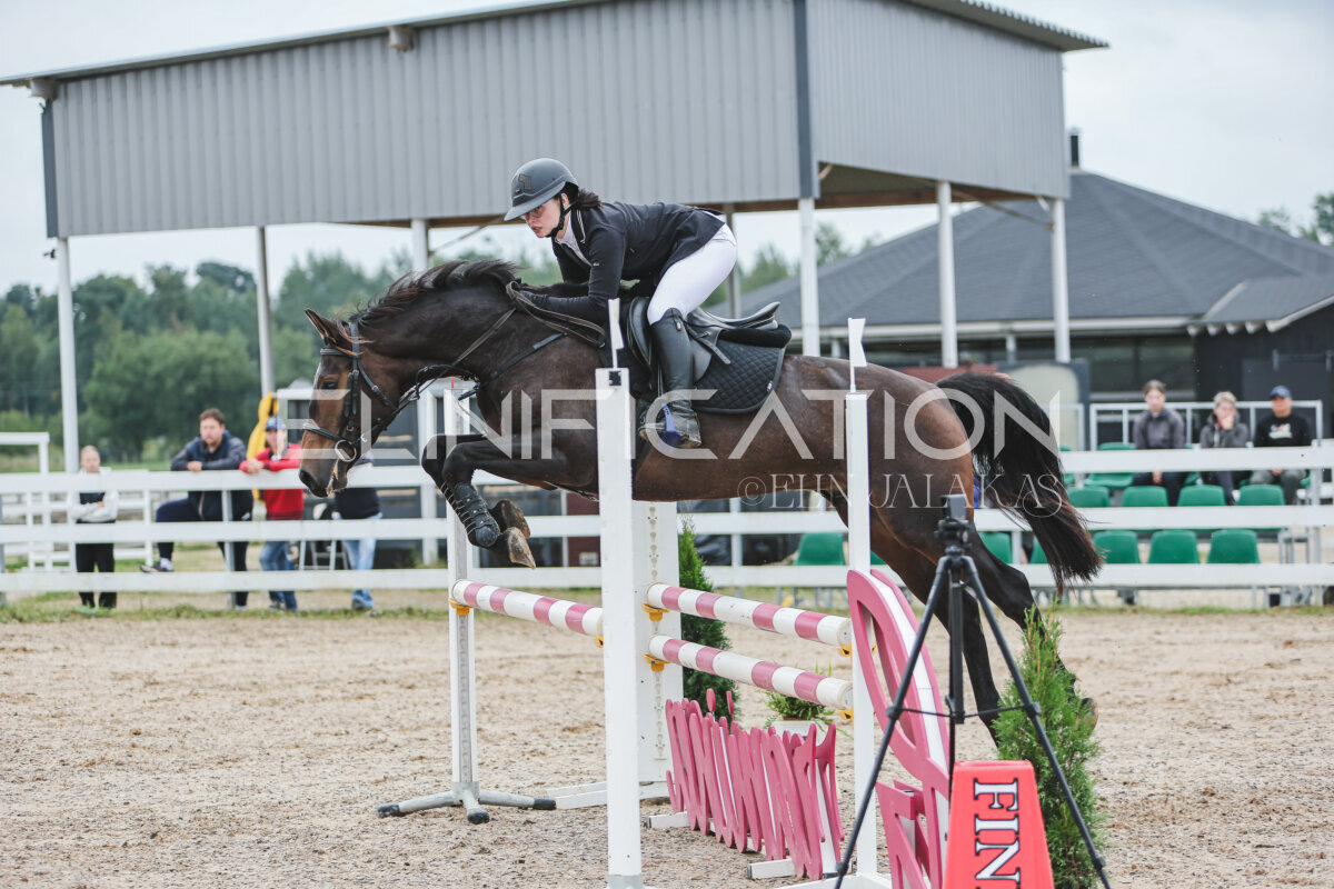 NHTS_2026_11_100cm_144