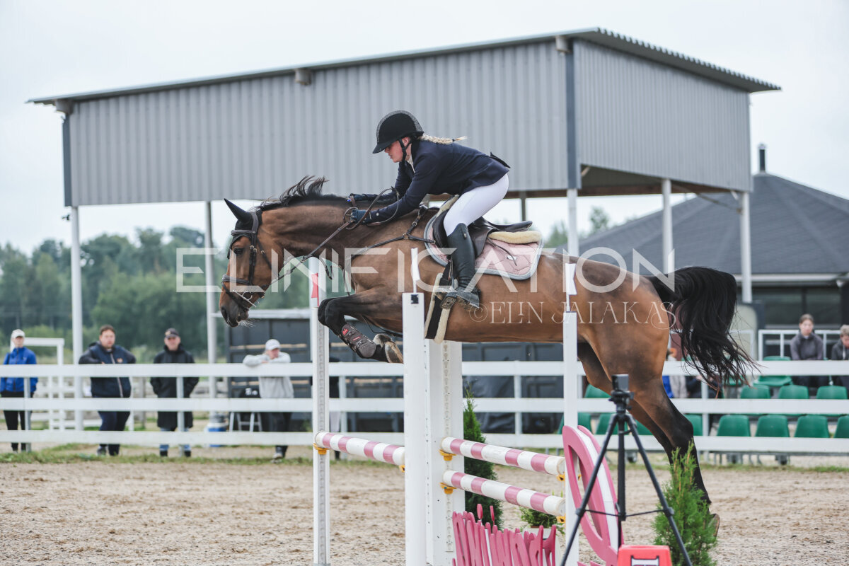 NHTS_2026_11_100cm_250