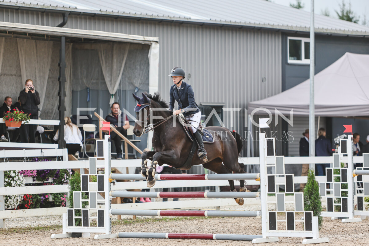 NHTS_2026_12_115cm_032