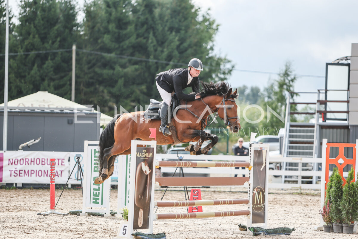 NHTS_2026_14_hc130-135cm_033