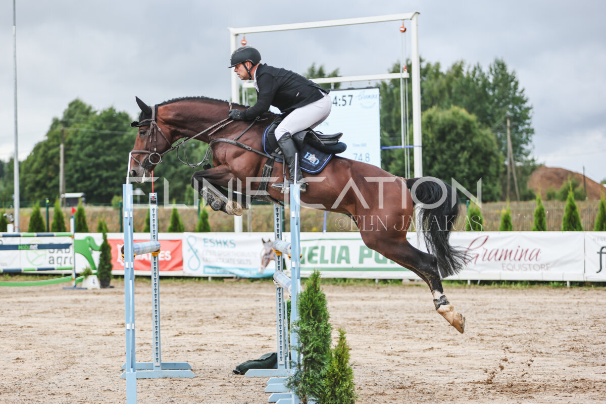 NHTS_2026_14_hc130-135cm_053