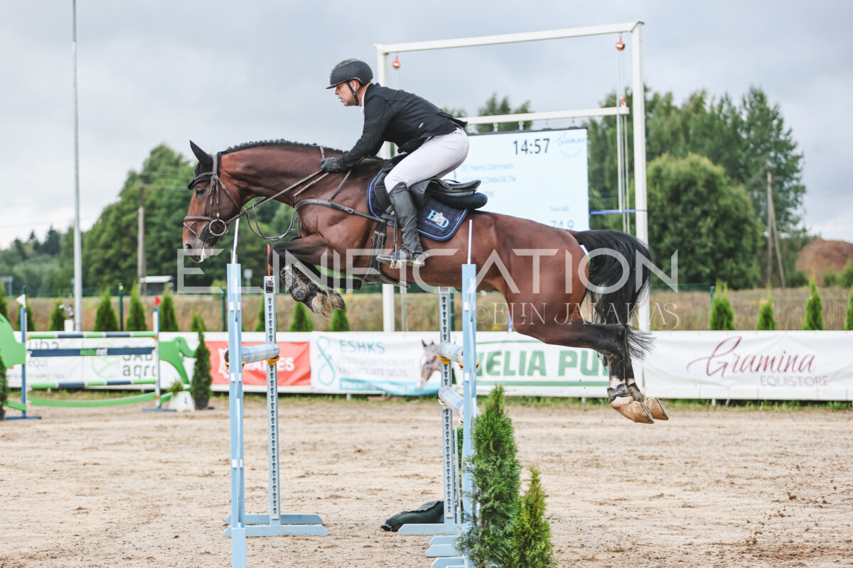 NHTS_2026_14_hc130-135cm_054