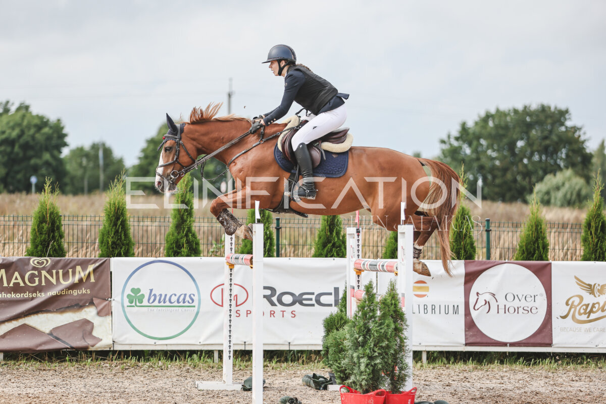 NHTS_2026_14_hc130-135cm_166