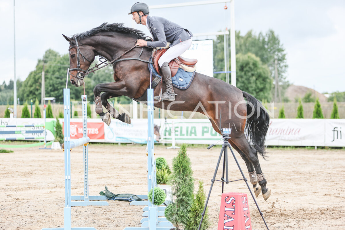 NHTS_2026_15_110cm_075
