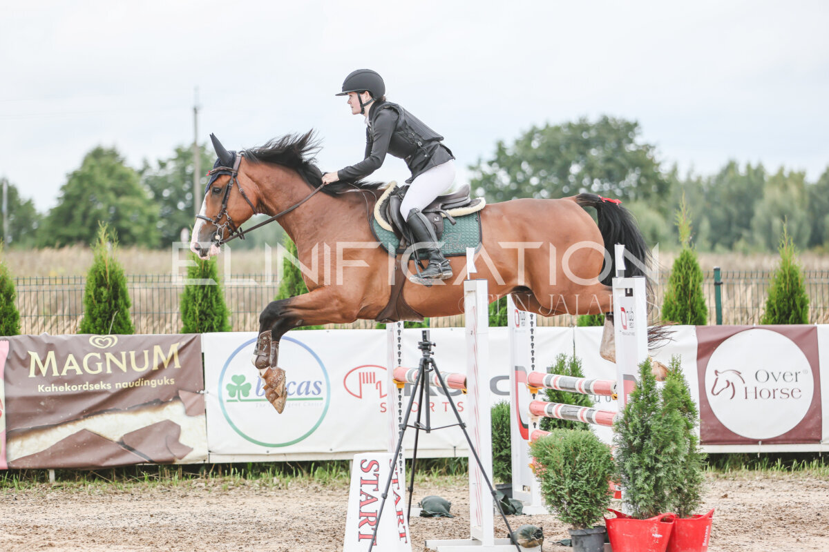 NHTS_2026_15_110cm_083