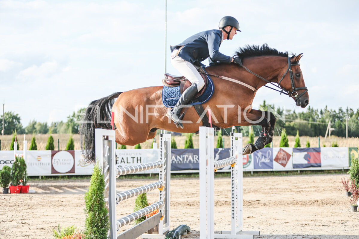 NHTS_2026_17_130cm_043