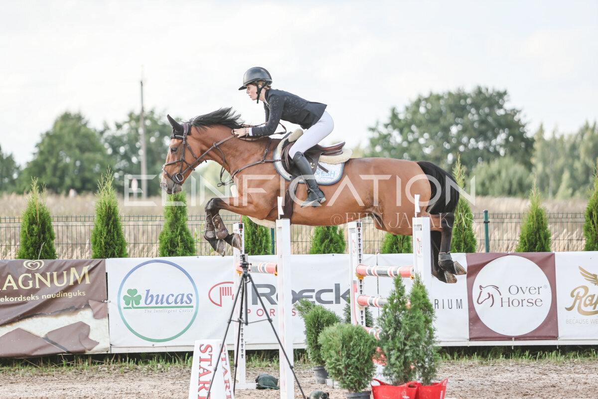 NHTS_2026_17_130cm_092