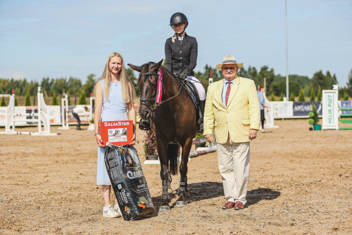 Sawerna_Trophy_2026_3_AT90cm_06
